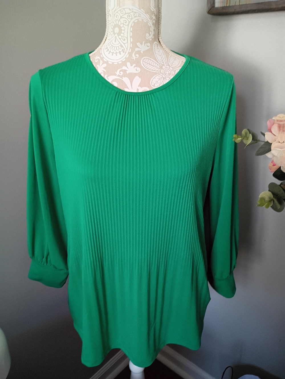 Adrianna Papell Green Stretchy Pleated Crepe Blouse Sz S